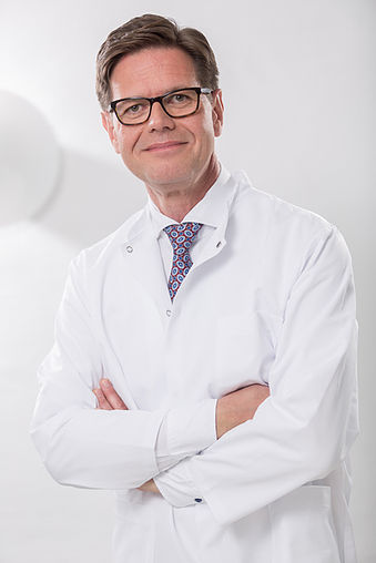 Dr. med. Albert Peters - Viszeralchirurg & Koloproktologe